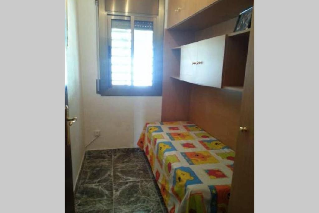 Apartamento entre la playa y la montaña Calafell Exterior foto
