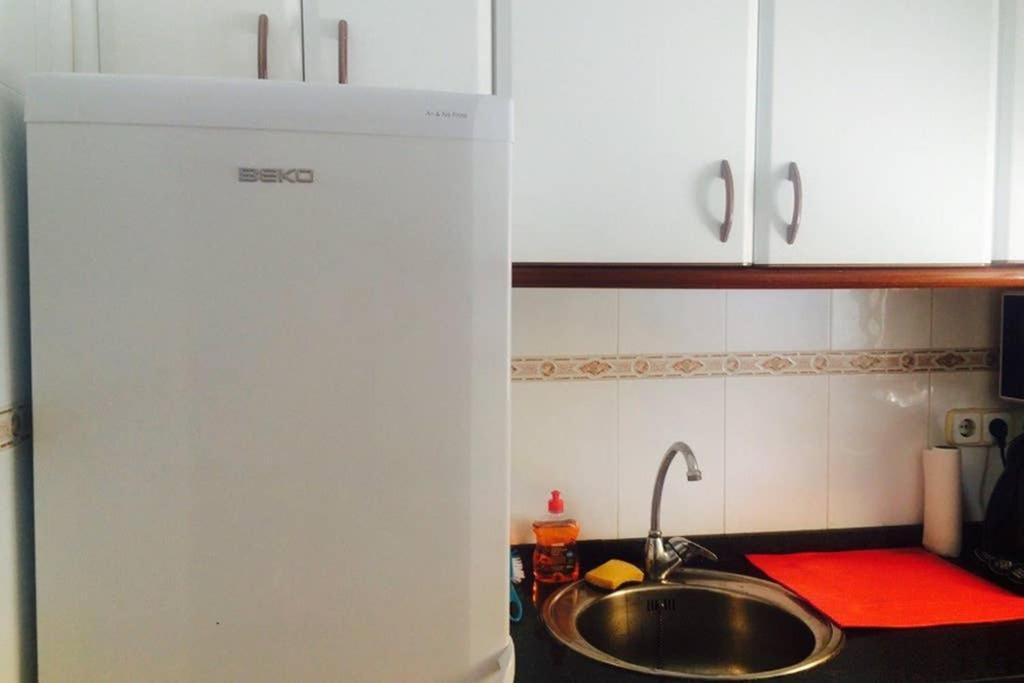 Apartamento entre la playa y la montaña Calafell Exterior foto