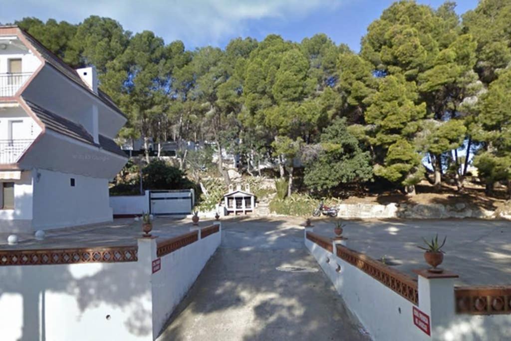 Apartamento entre la playa y la montaña Calafell Exterior foto